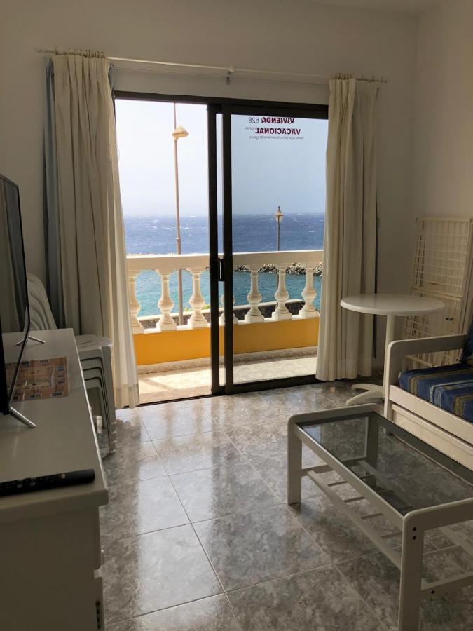 Vv 122 Con Balcon En Primera Linea De Mar La Restinga Luaran gambar